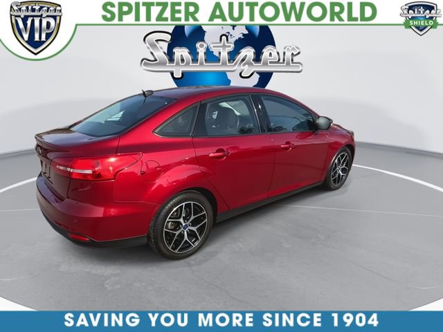 Used 2017 Ford Focus SEL image 9