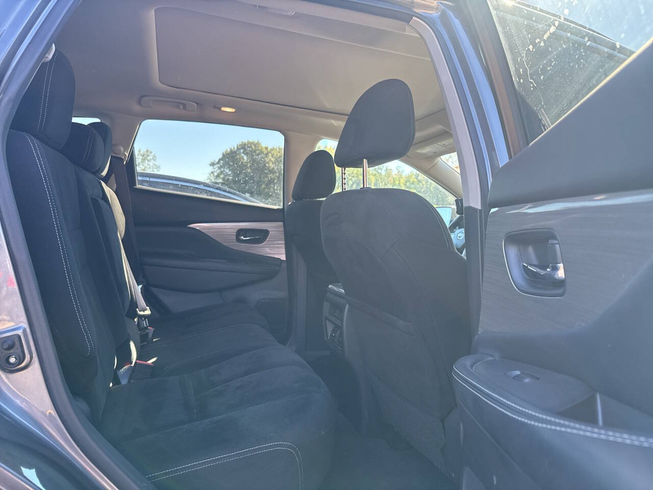 Used 2017 Nissan Murano SV AWD/4WD image 26