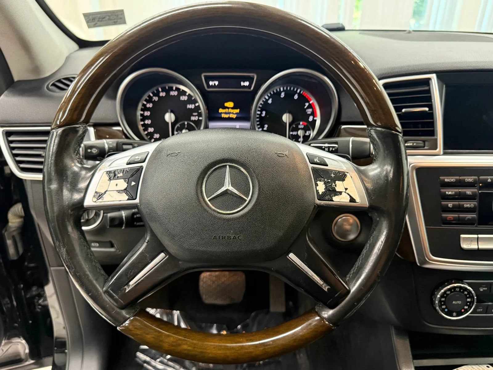 Used 2015 Mercedes-Benz ML 350 2WD w/ Premium 1 Package image 29