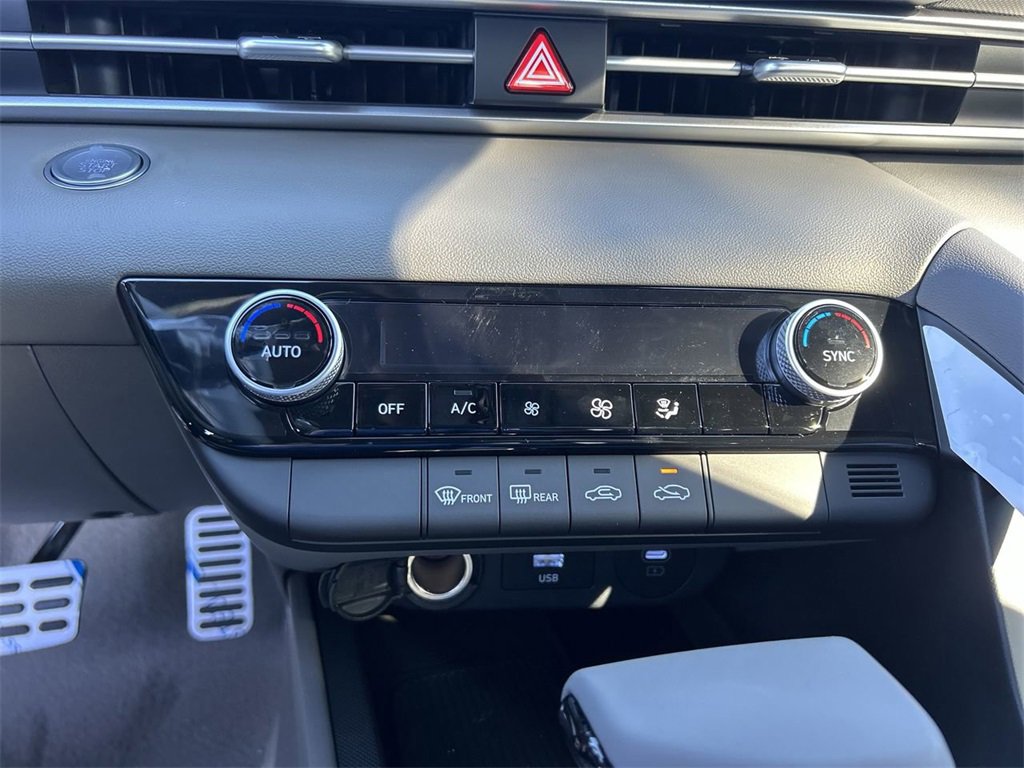 New 2026 Hyundai Elantra Sport image 22