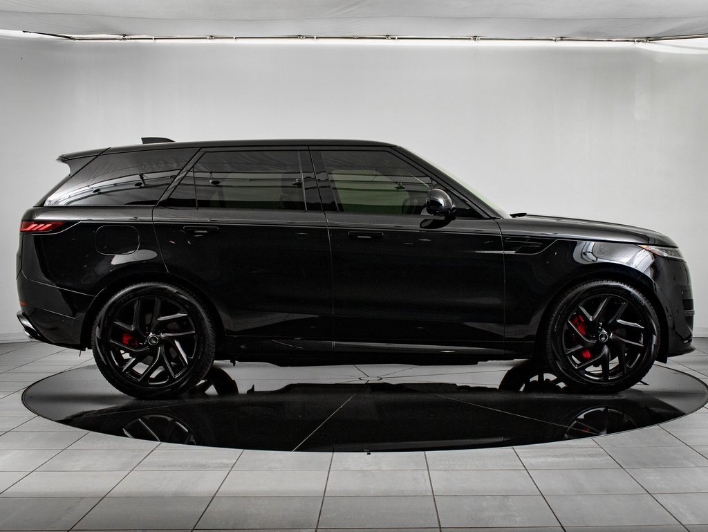 Used 2025 Land Rover Range Rover Sport Dynamic SE image 6