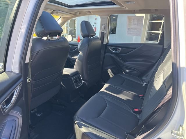 Used 2019 Subaru Forester Limited image 10
