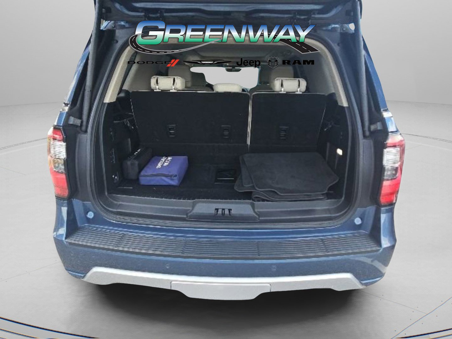 Used 2020 Ford Expedition Platinum RWD image 16