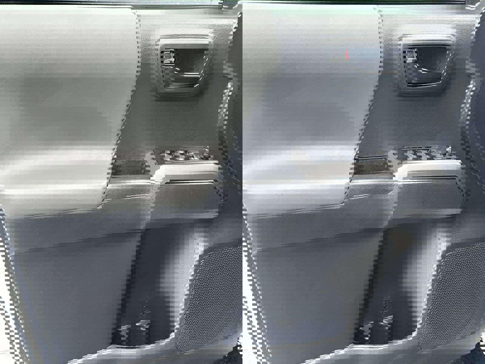 Used 2023 Toyota Tacoma SR5 image 14