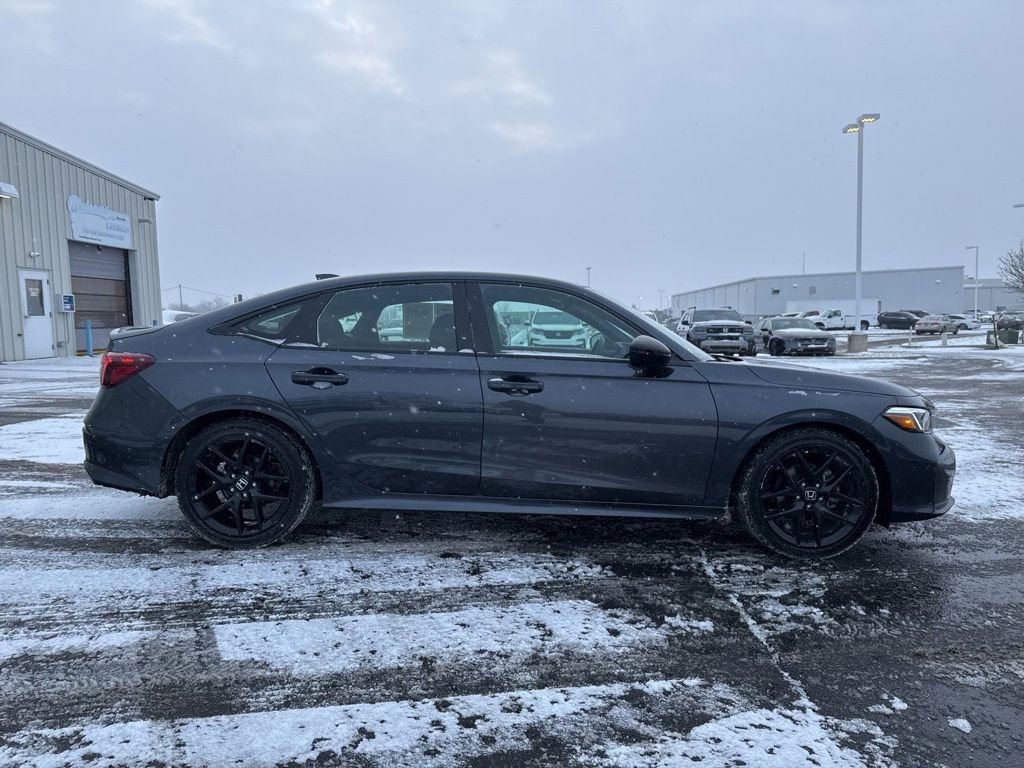 Used 2025 Honda Civic Sport image 8