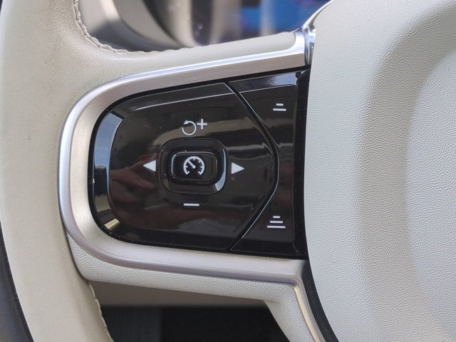 Used 2025 Volvo XC60 B5 Ultra w/ Protection Package Premier AWD/4WD image 24