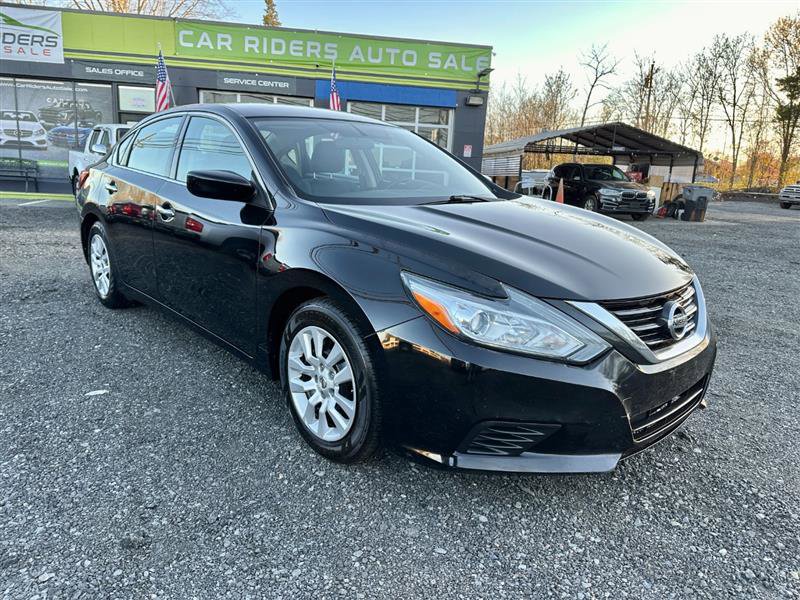 Used 2017 Nissan Altima 2.5 S w/ Power Driver Seat Package FWD image 4