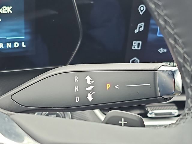 Used 2025 Chevrolet Equinox LT AWD/4WD image 16
