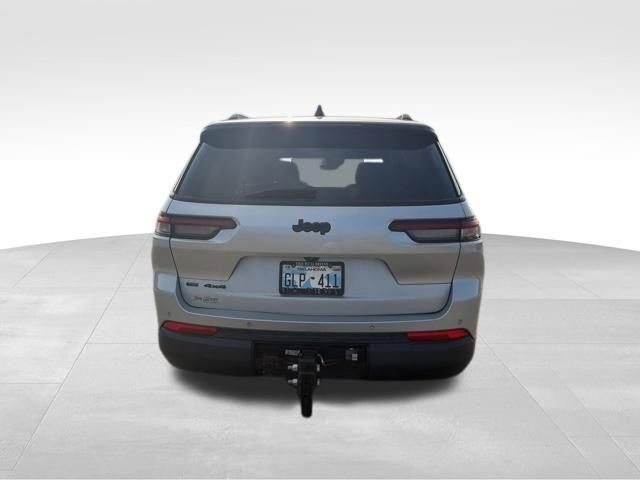 Used 2022 Jeep Grand Cherokee L Laredo AWD/4WD image 4