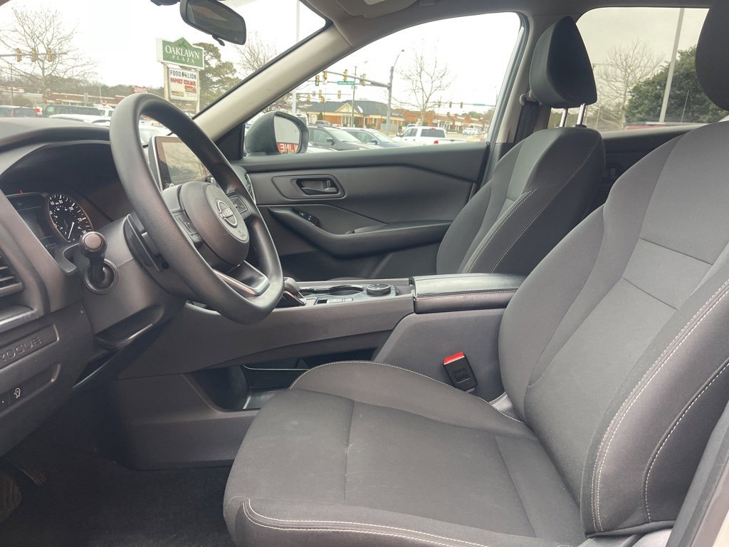 Used 2024 Nissan Rogue S image 14