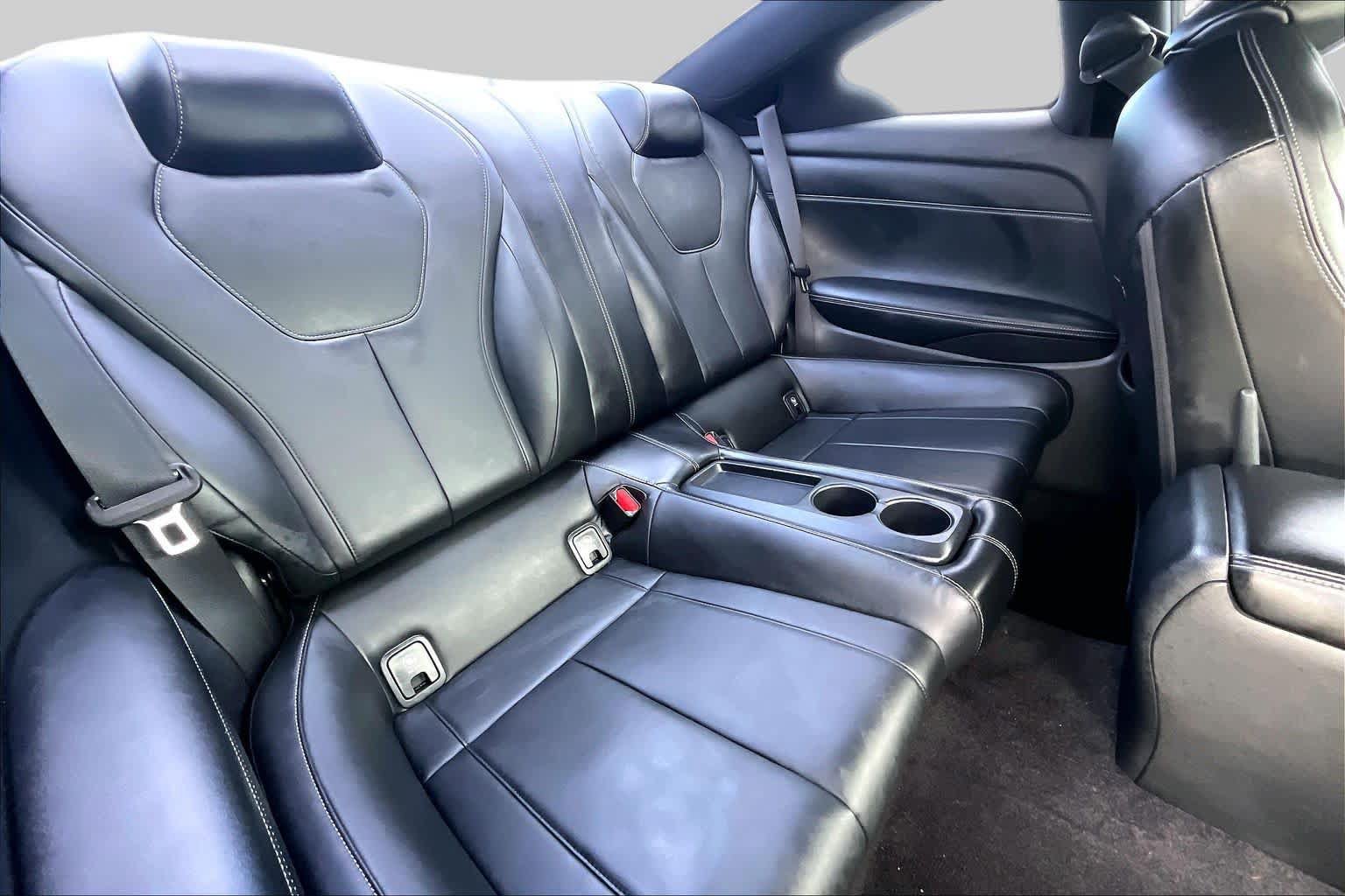 Used 2019 INFINITI Q60 3.0t Luxe AWD/4WD image 18