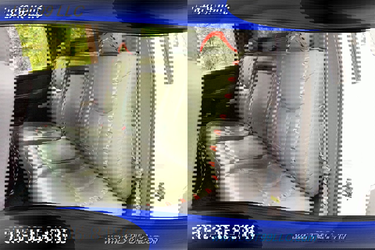 Used 2002 Chevrolet Avalanche 4x4 w/ North Face Edition image 14