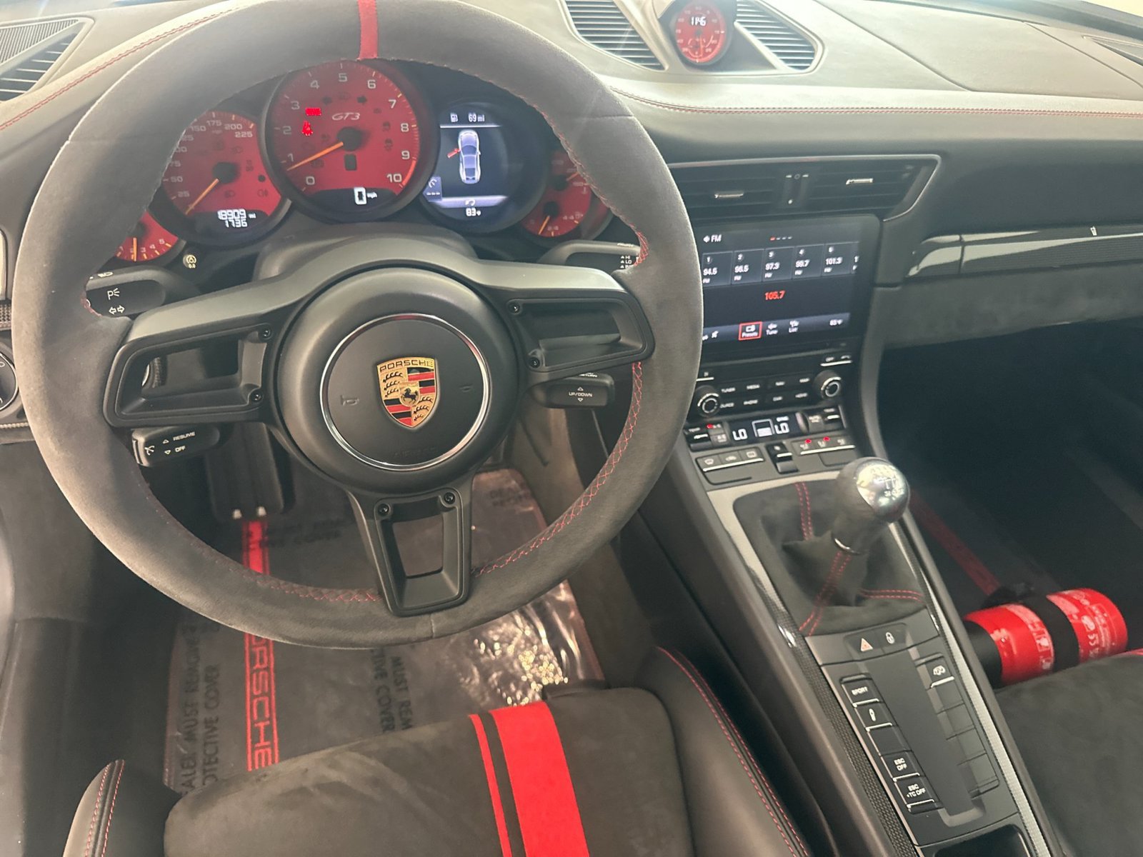 Certified 2018 Porsche 911 GT3 RWD image 12