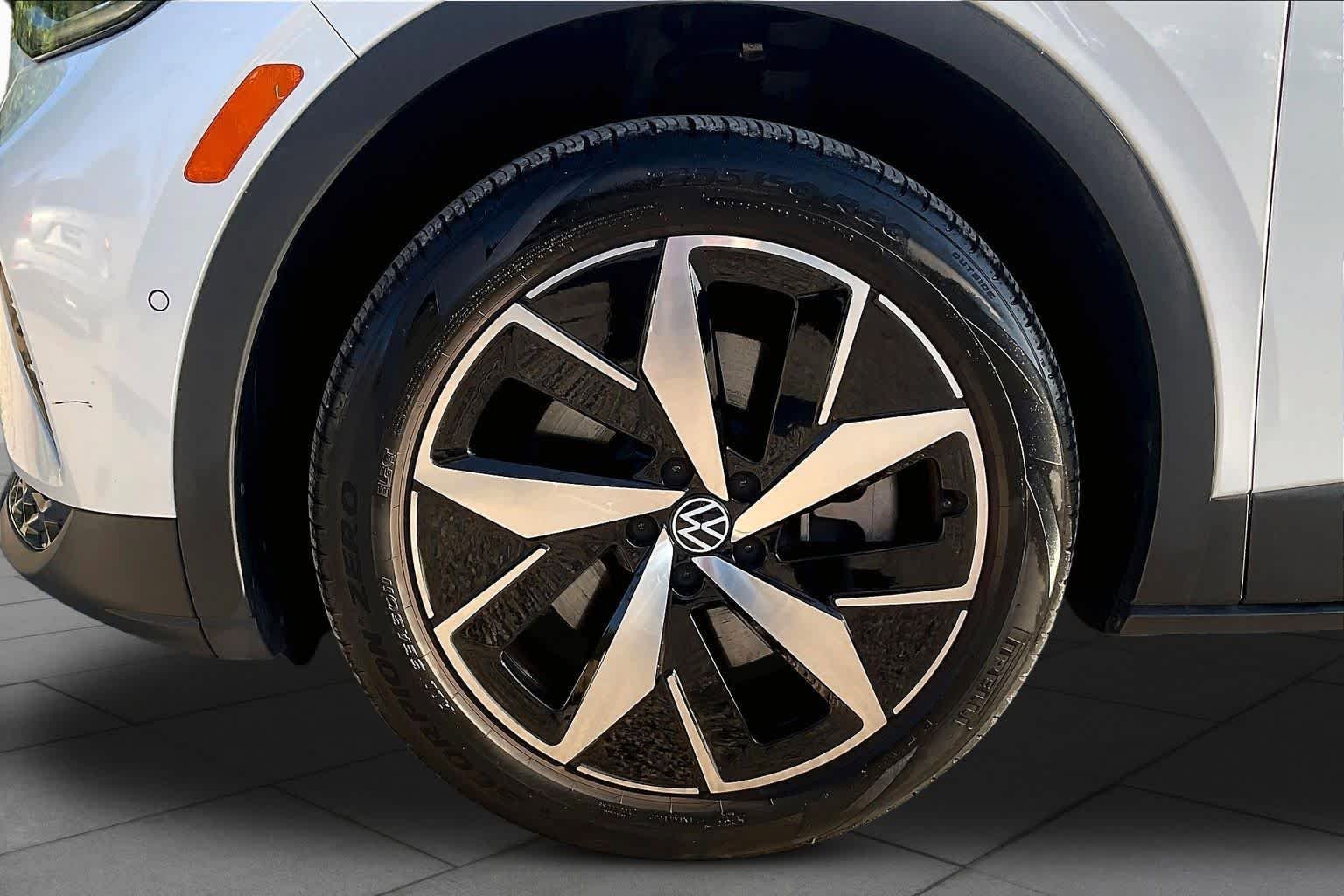 Used 2023 Volkswagen ID.4 Pro S AWD/4WD image 10