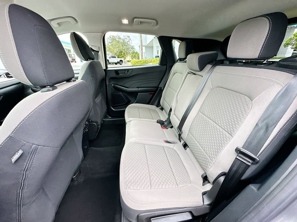 Used 2022 Ford Escape SE w/ Convenience Package image 24