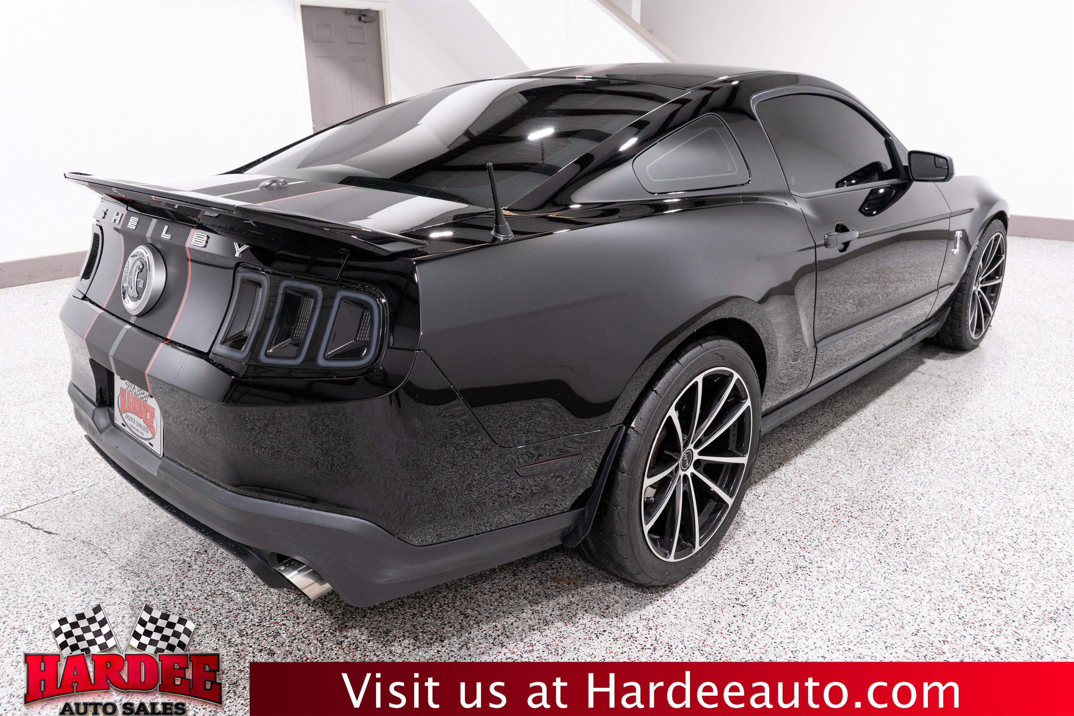 Used 2011 Ford Mustang Shelby GT500 w/ SVT Performance Pkg image 5