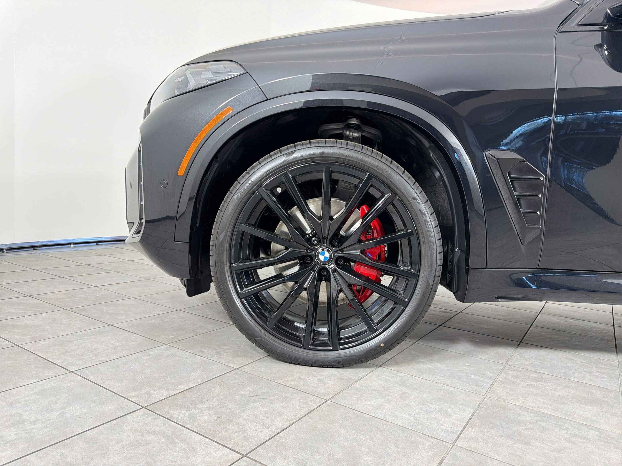 New 2026 BMW X5 xDrive40i w/ M Sport Package AWD/4WD image 11