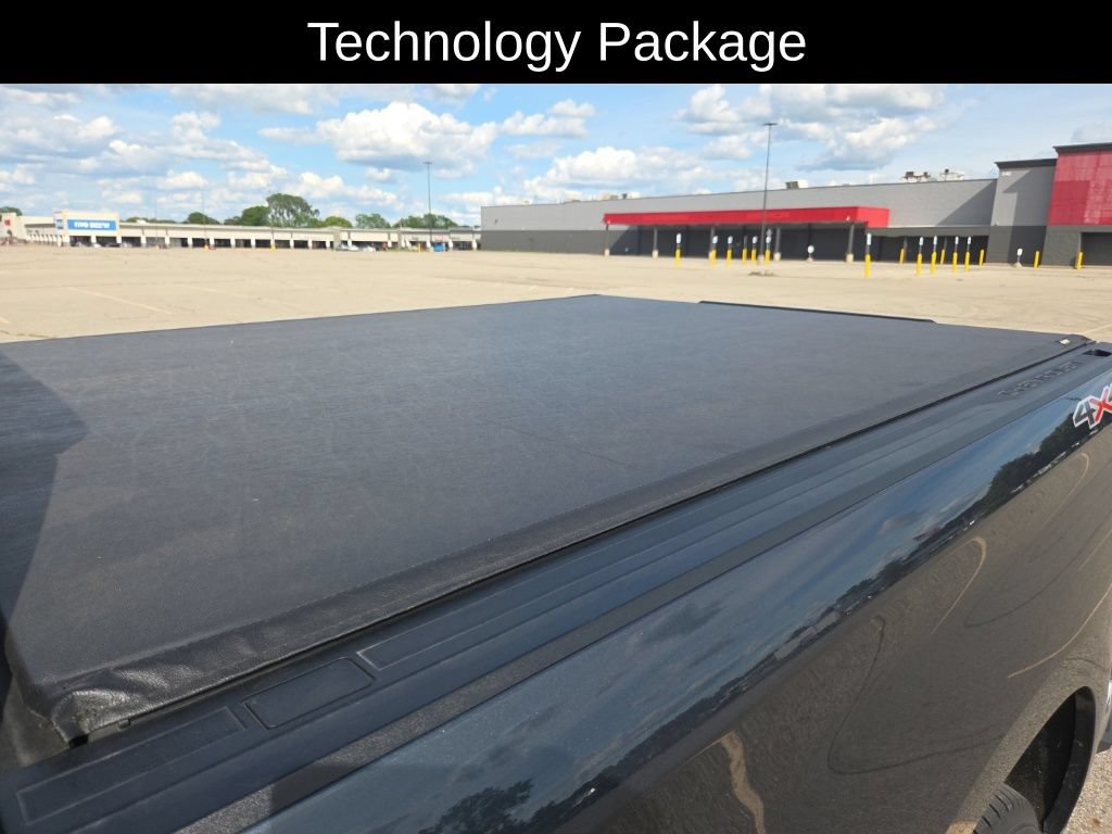 Used 2021 Chevrolet Silverado 1500 LTZ w/ Technology Package AWD/4WD image 13