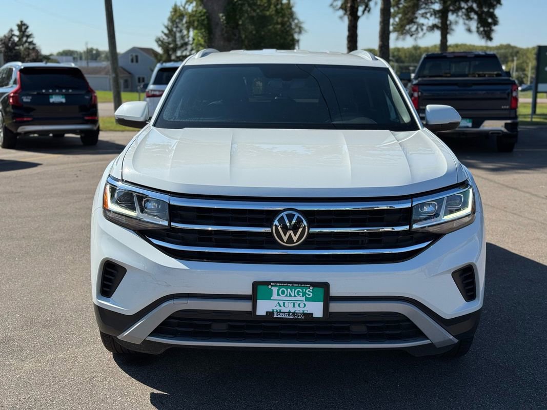 Used 2022 Volkswagen Atlas Cross Sport SE image 3