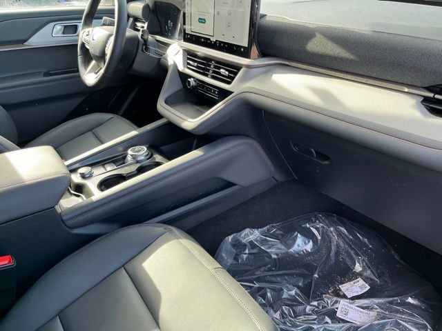 New 2026 Ford Explorer Active w/ Active Comfort Package image 21