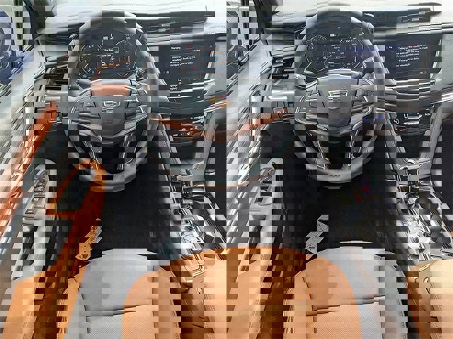 New 2025 Cadillac XT5 Premium Luxury w/ LPO, Floor Liner Package image 17