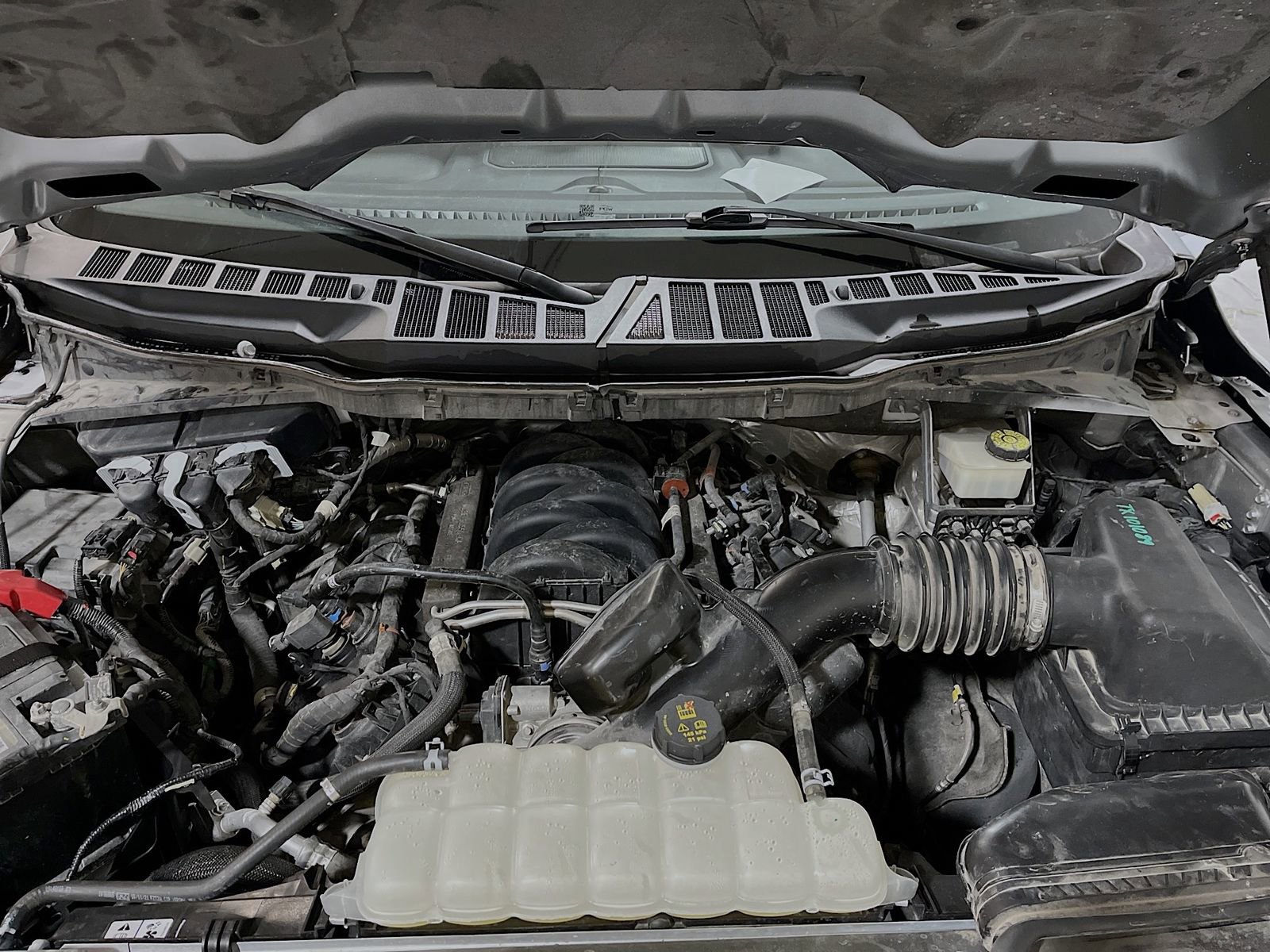 Used 2021 Ford F150 Lariat w/ FX4 Off-Road Package image 31