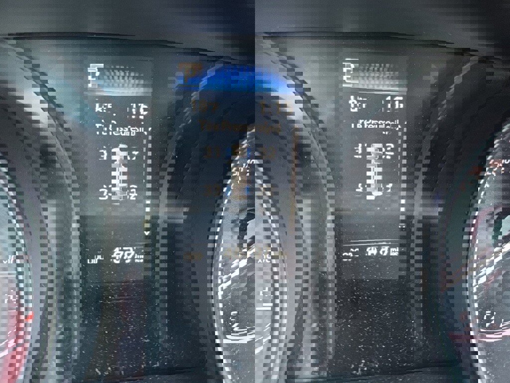 Used 2024 Toyota Camry SE image 18