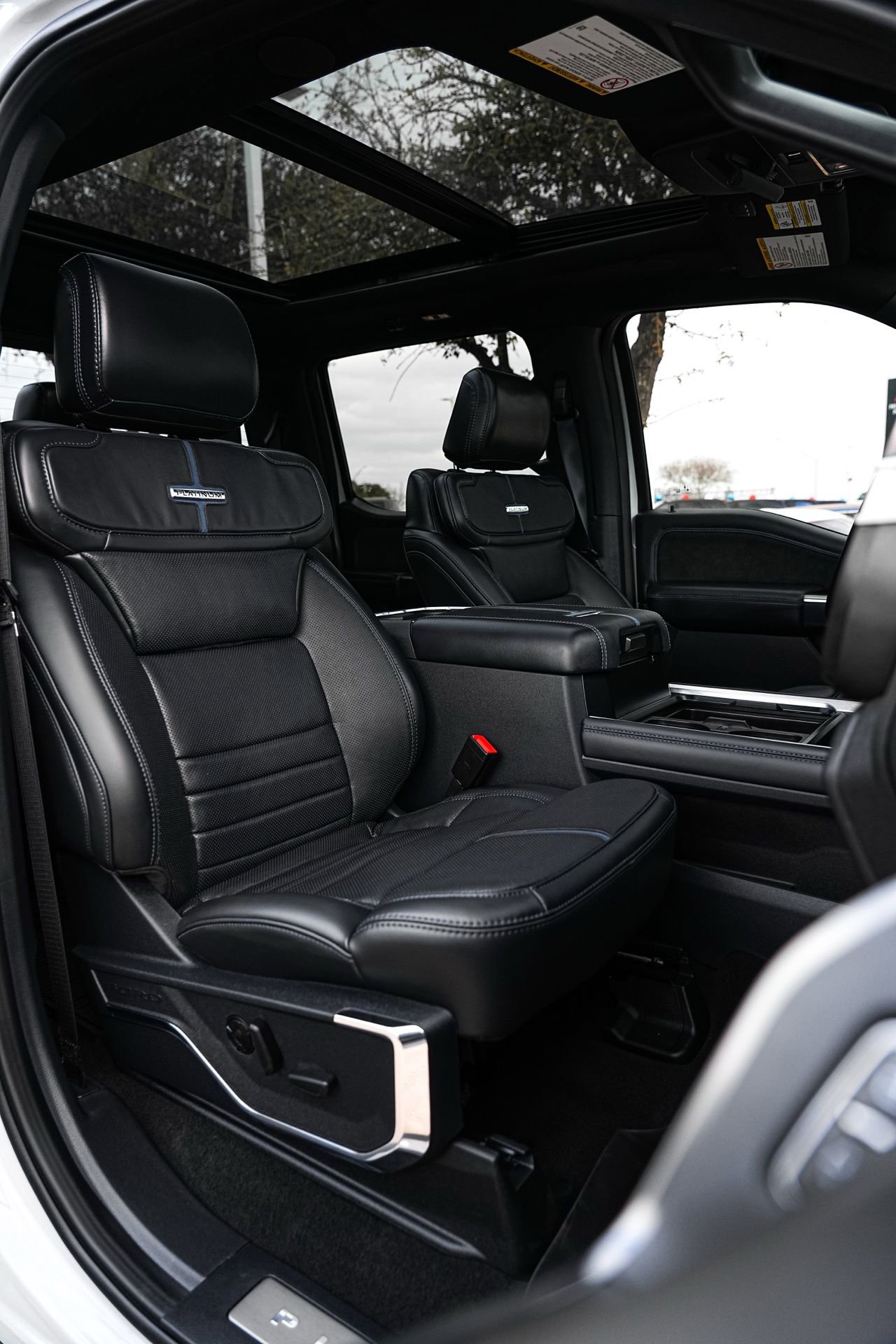 Used 2026 Ford F450 Platinum image 5