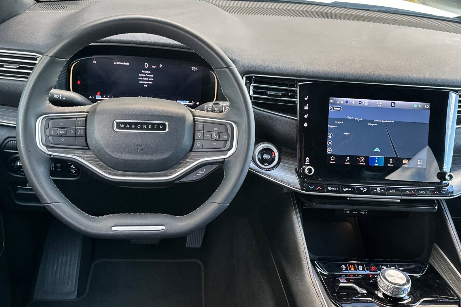 Used 2024 Jeep Wagoneer L Series II w/ Flexible Seating Group AWD/4WD image 14