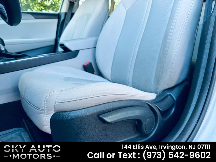 Used 2016 Hyundai Sonata SE FWD image 18