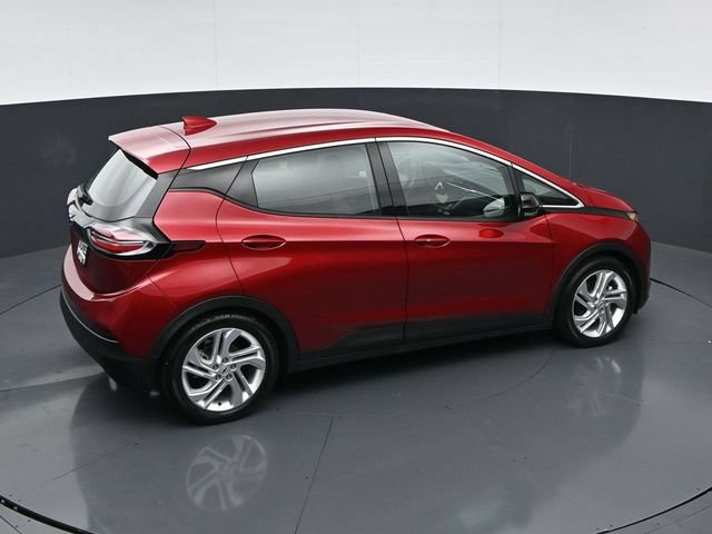 Used 2023 Chevrolet Bolt LT FWD image 33