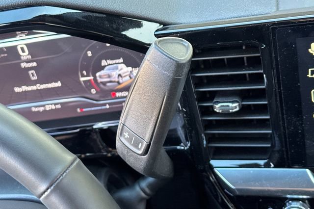 Used 2025 GMC Sierra 1500 Elevation image 20