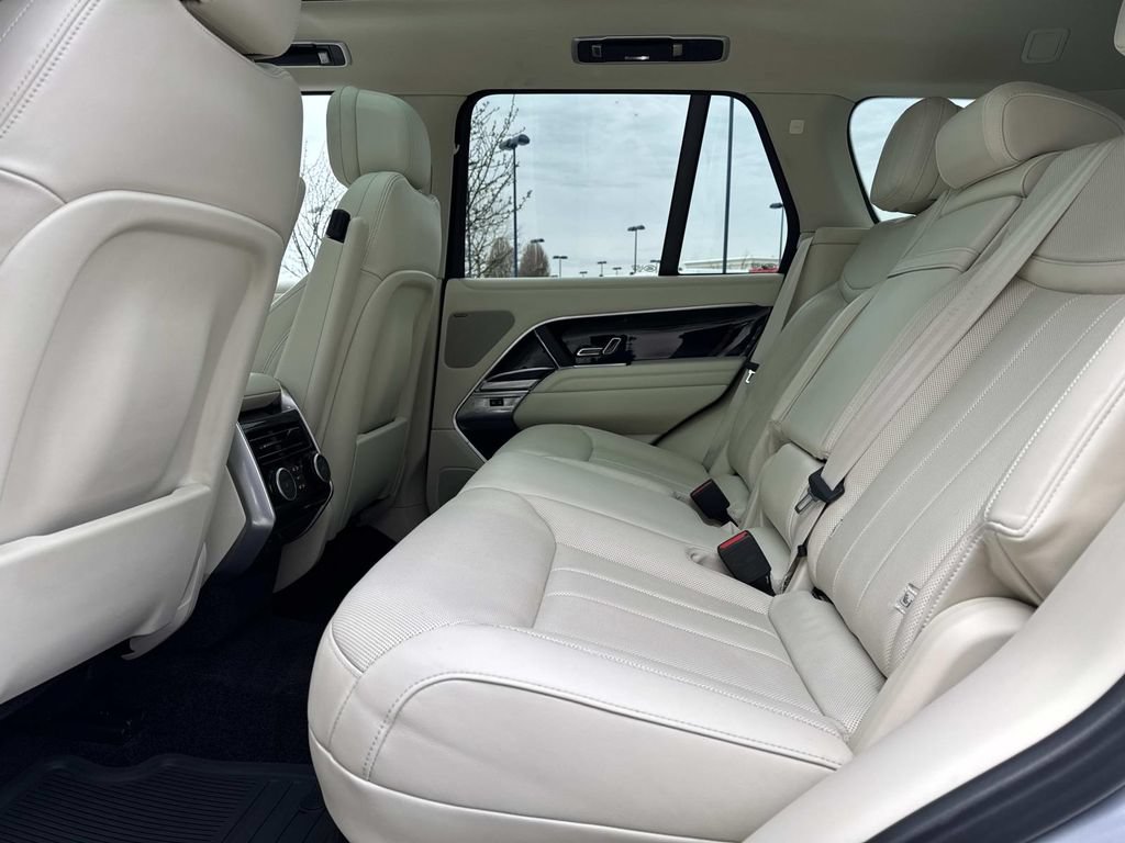 Used 2023 Land Rover Range Rover SE AWD/4WD image 14