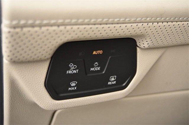 New 2026 Volkswagen Atlas SEL Premium R-Line image 10