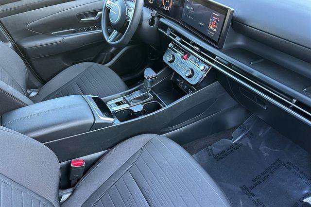 Certified 2026 Hyundai Santa Cruz SE image 16