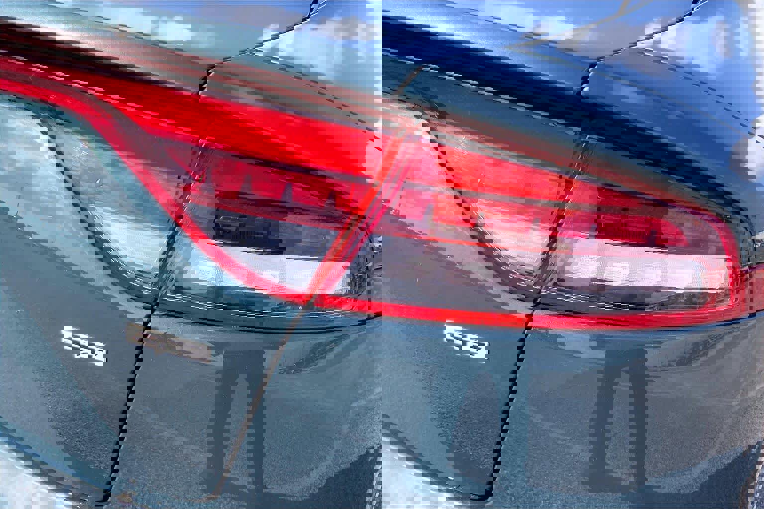 Used 2023 Kia Stinger GT2 image 30