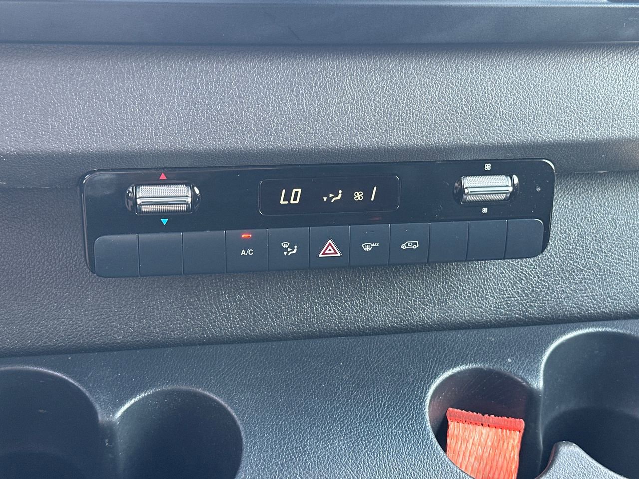 Used 2022 Mercedes-Benz Sprinter 2500 image 28