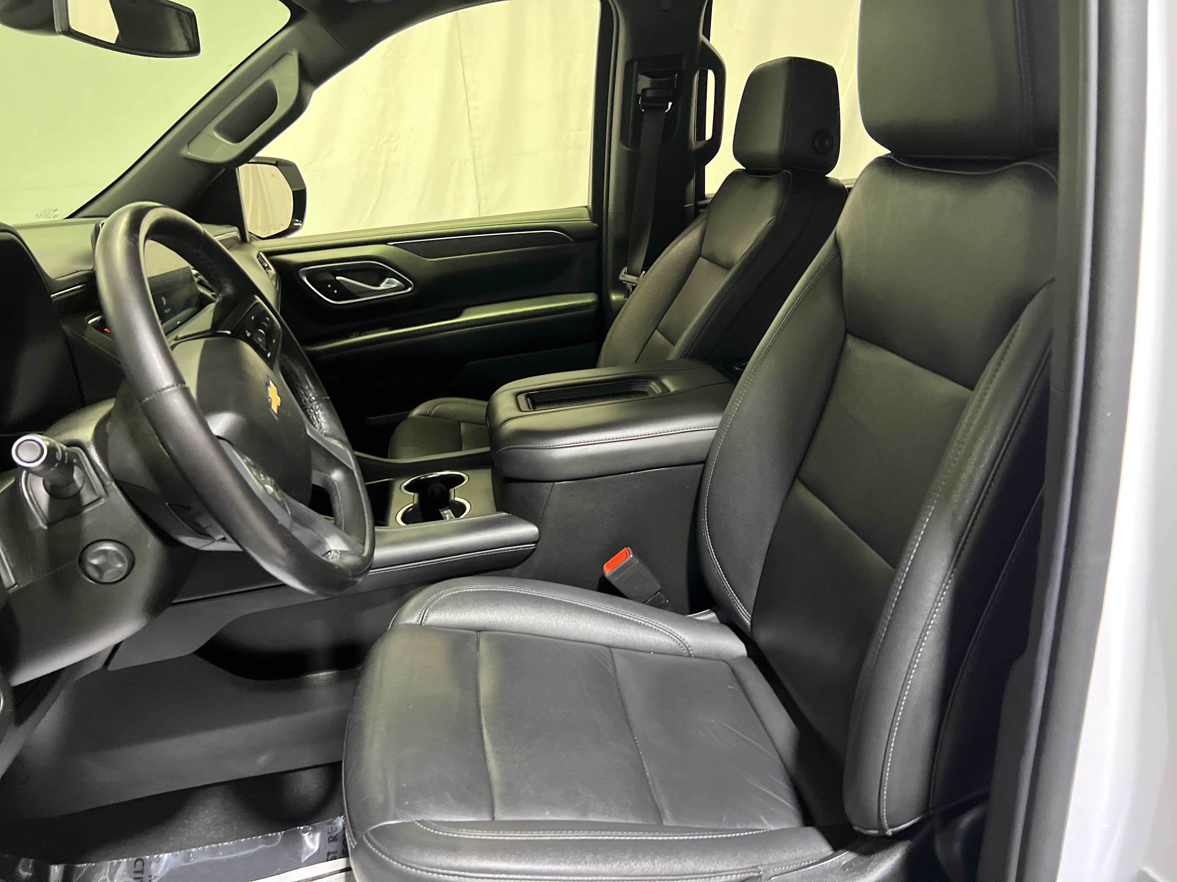 Certified 2022 Chevrolet Tahoe LT w/ LT Signature Plus Package AWD/4WD image 19