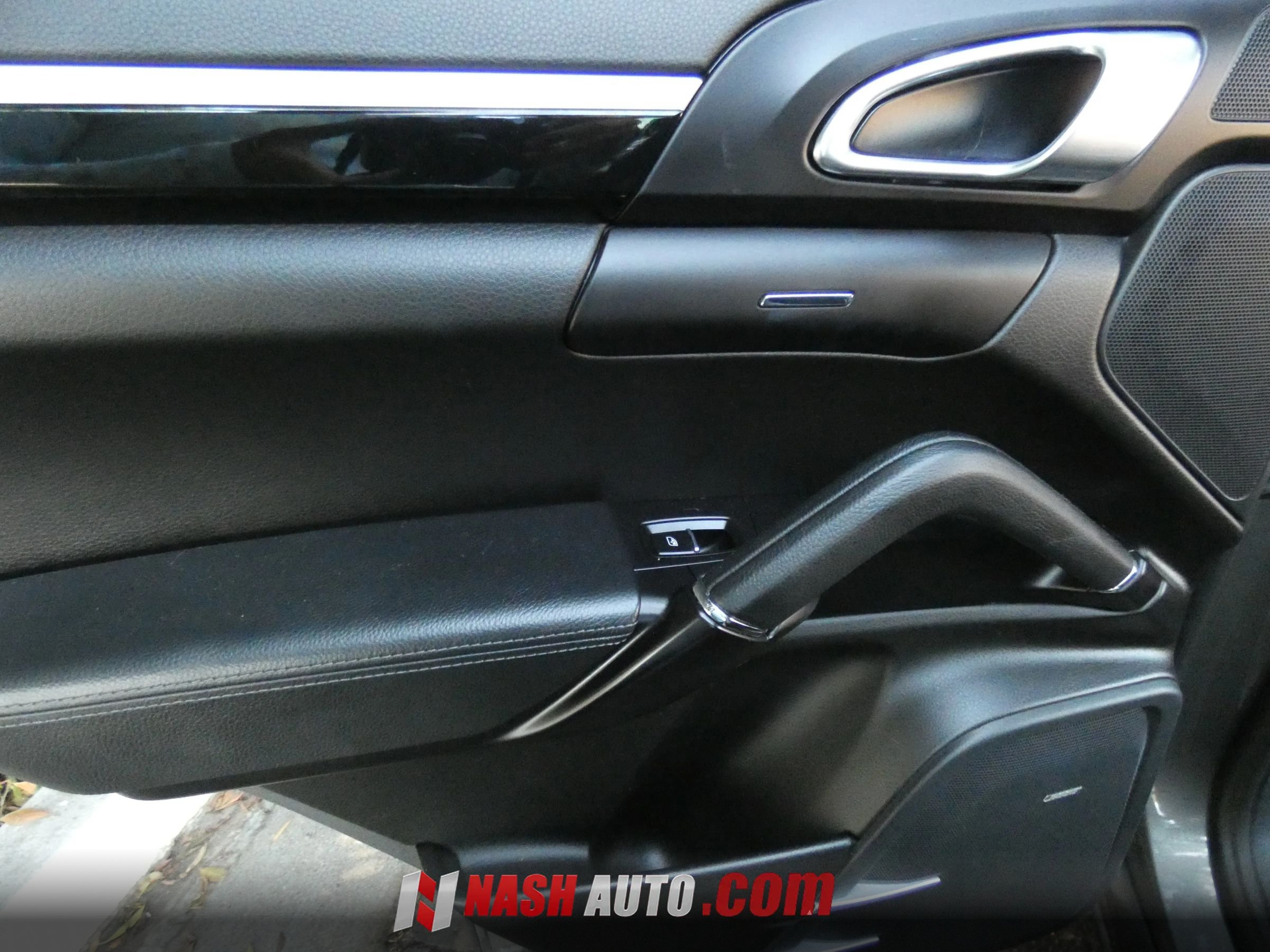 Used 2018 Porsche Cayenne AWD/4WD image 41