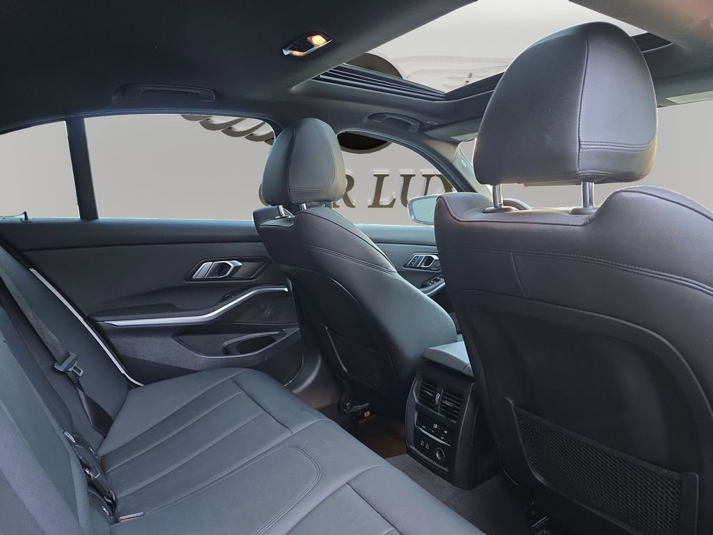 Used 2020 BMW 330i Sedan image 23