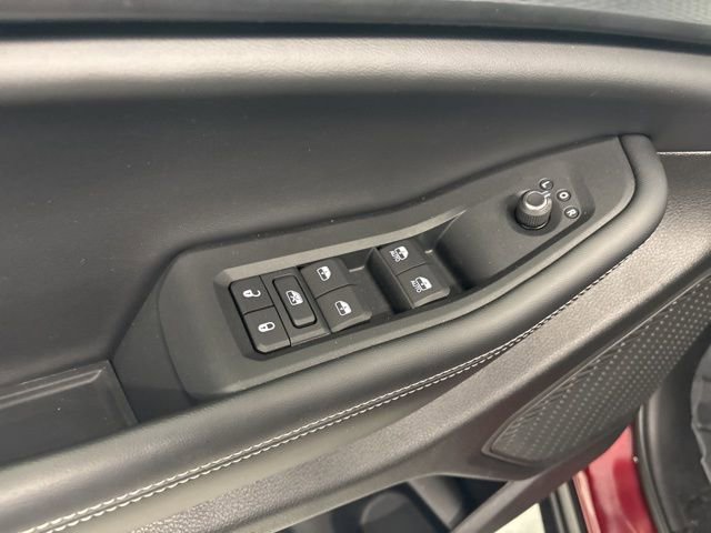 Used 2025 Jeep Grand Cherokee Altitude w/ Trailer Tow Package image 19