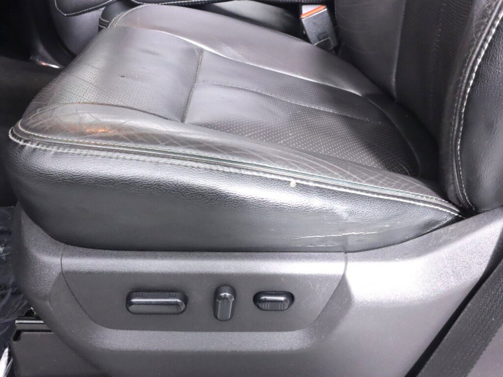 Used 2016 Ford F350 Lariat w/ Lariat Ultimate Package image 31