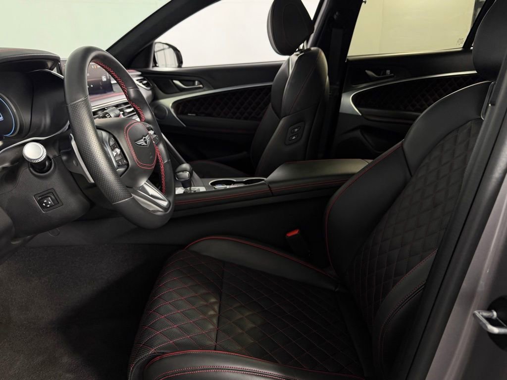 Used 2024 Genesis G70 3.3T Advanced w/ Sport Prestige Package image 23