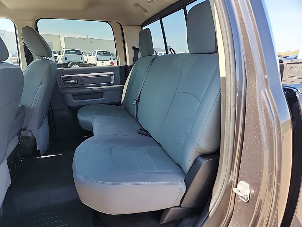 Used 2015 RAM 2500 SLT AWD/4WD image 32