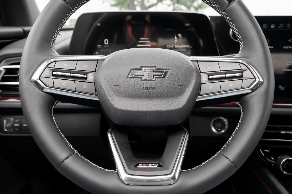 New 2026 Chevrolet Traverse Z71 w/ Enhanced Driving Package AWD/4WD image 20