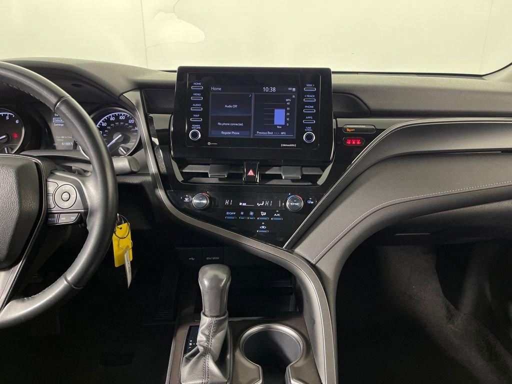 Used 2023 Toyota Camry SE image 17
