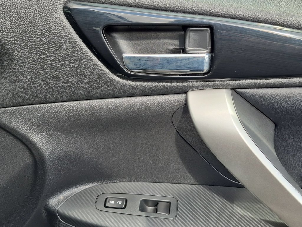 Used 2025 Mitsubishi Eclipse Cross SE AWD/4WD image 34