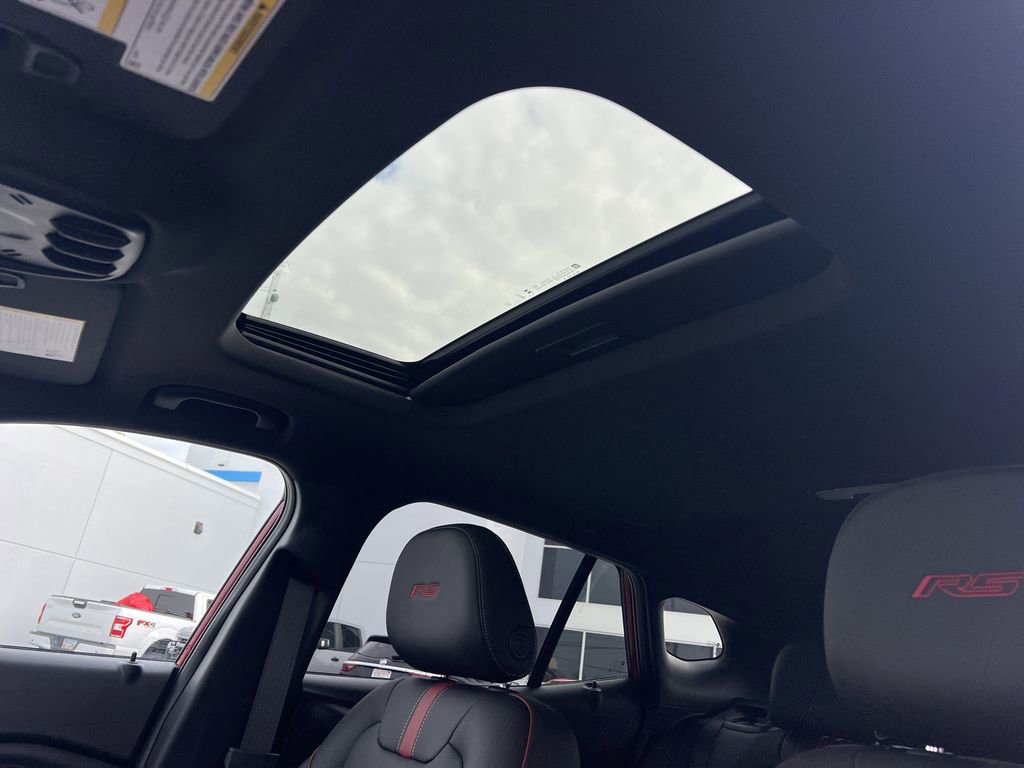 New 2026 Chevrolet Trax RS w/ Sunroof Package image 13