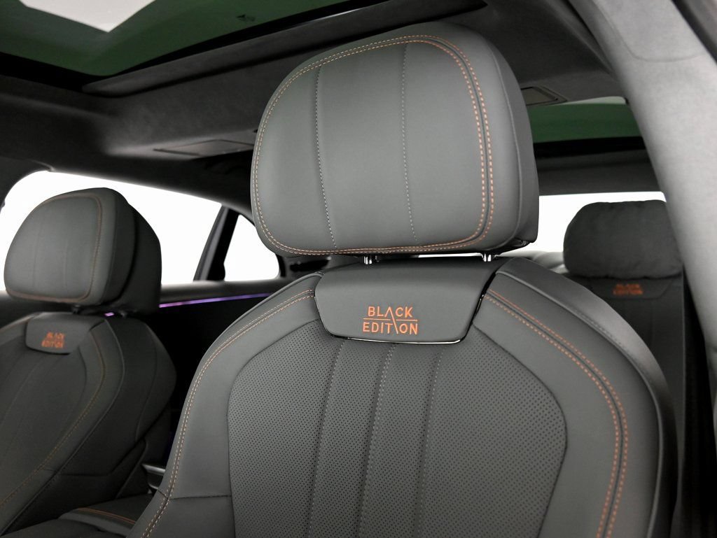 Used 2025 Bentley Flying Spur Plug-In Hybrid AWD/4WD image 17