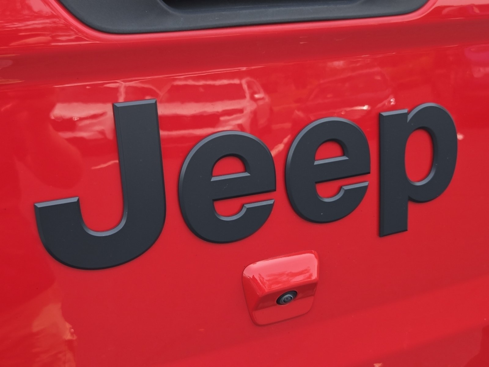 Used 2022 Jeep Gladiator Sport AWD/4WD image 14